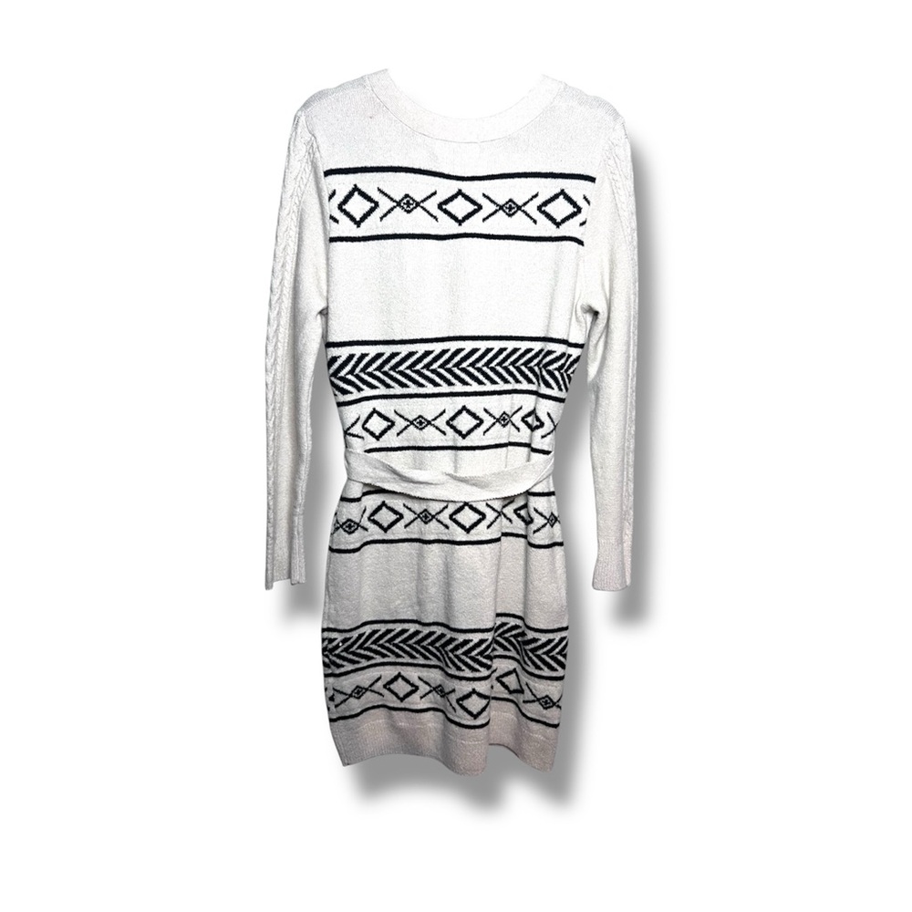 Lucky Brand Snowflake Geometric Cardigan Sweater Dress in cream/black - Picture 2 of 4